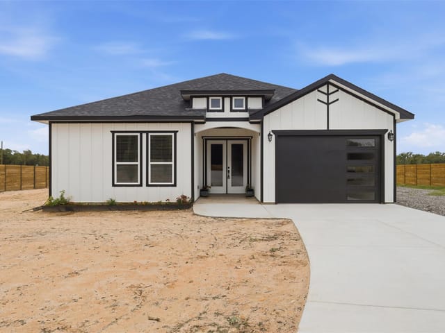 123 Los Robles Rd