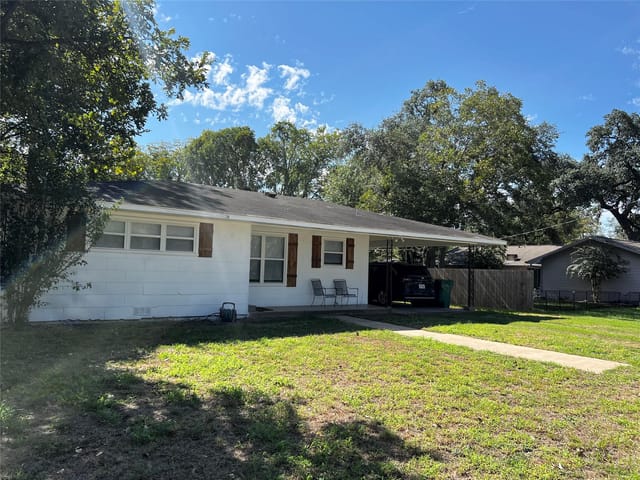 123 W Cedar ST