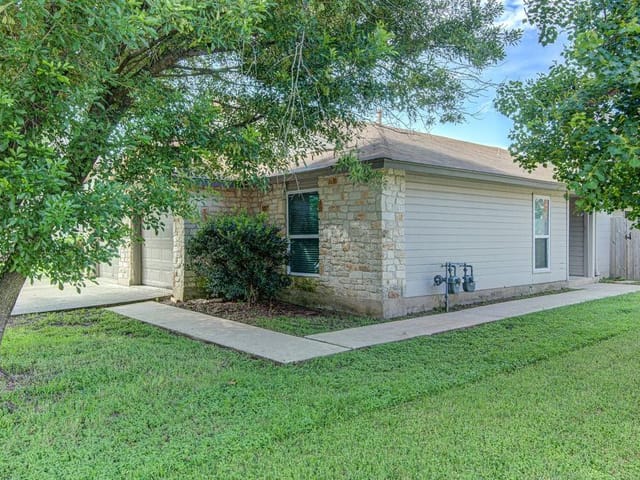 12302 Deer Falls Dr
