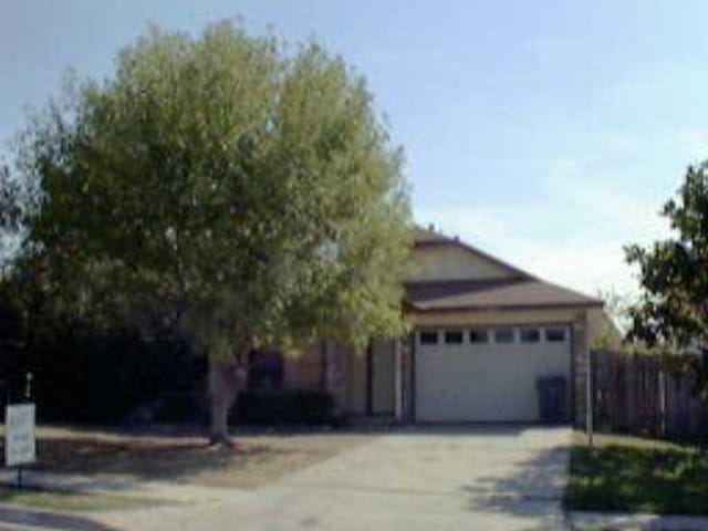 12305 CEDARSPUR RD