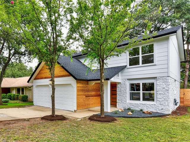 12307 Wycliff Ln