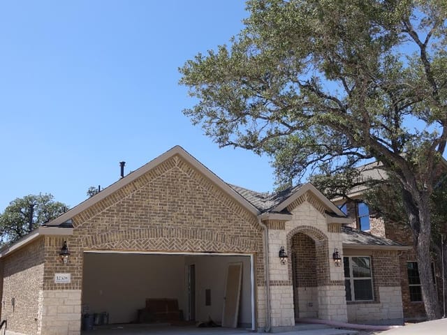 12308 Altamira St