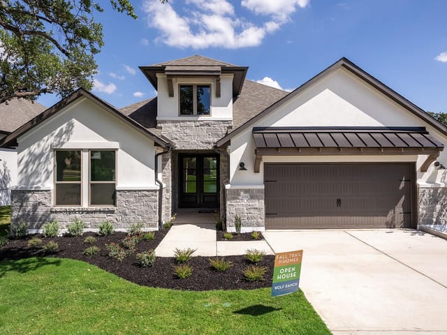 1232 River Trce
