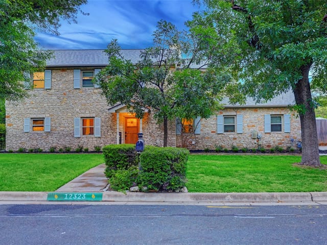 12323 Blue Water DR