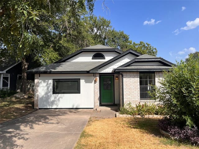 12329 Emery Oaks Rd