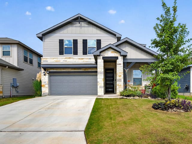 1237 Ella Crossing