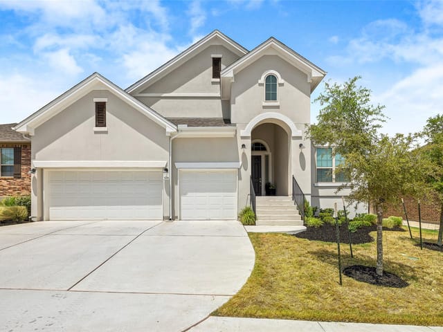 124 Adina DR