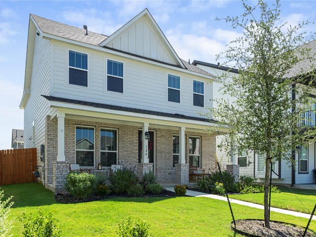 124 Barret DR