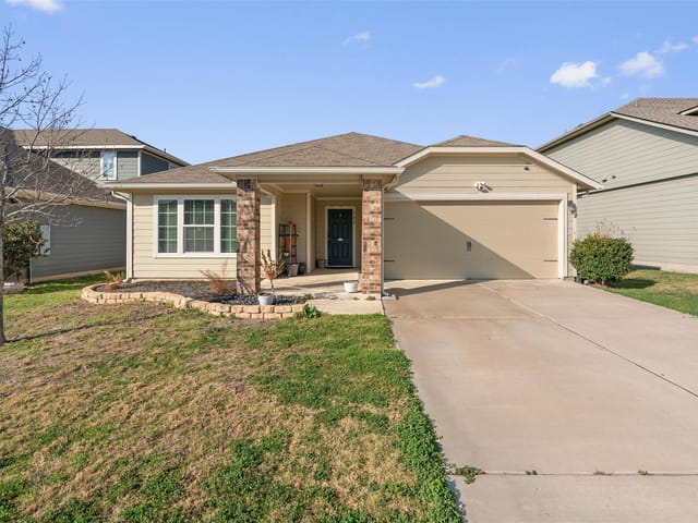 124 Denton Dr