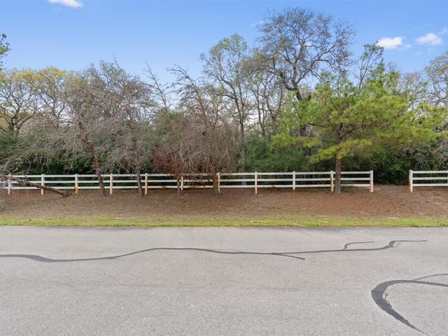 124 Kingwood Dr