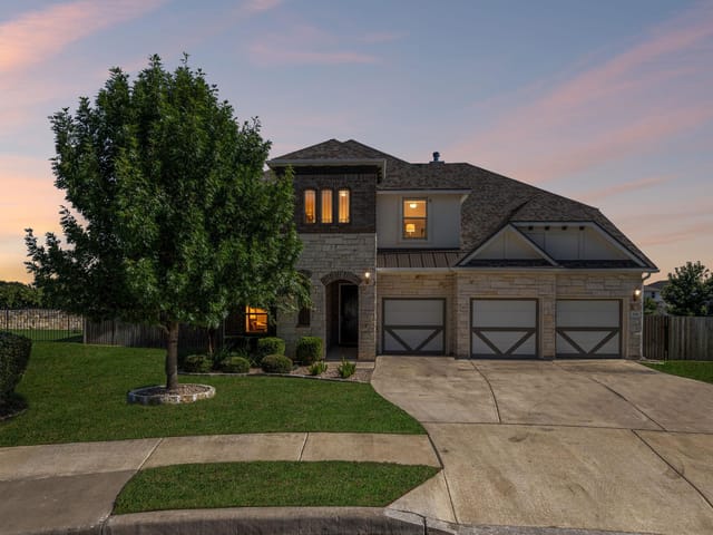 124 Redtail LN