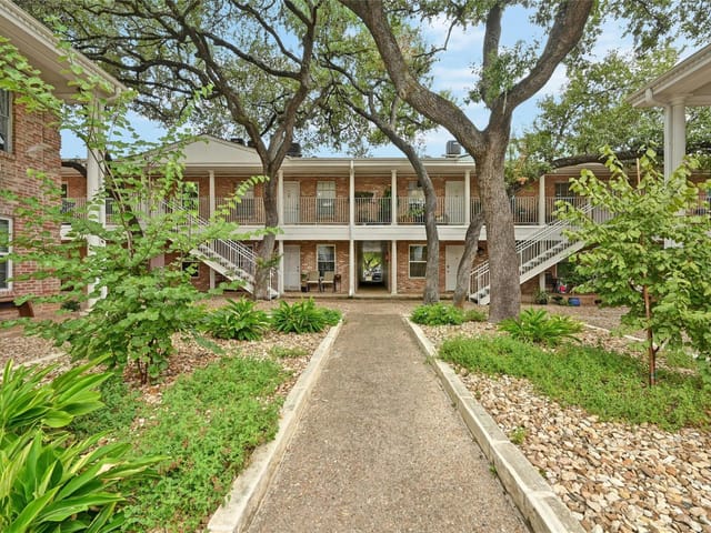 1240 Barton Hills DR Unit #104