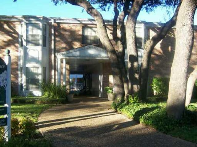 1240 Barton Hls Unit #105