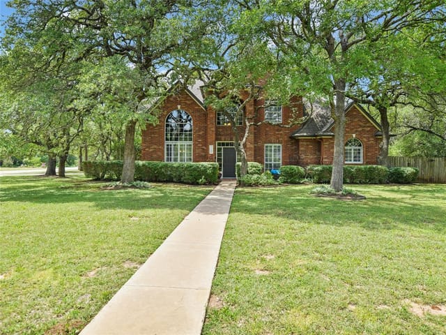 12404 Bear Hollow Cv