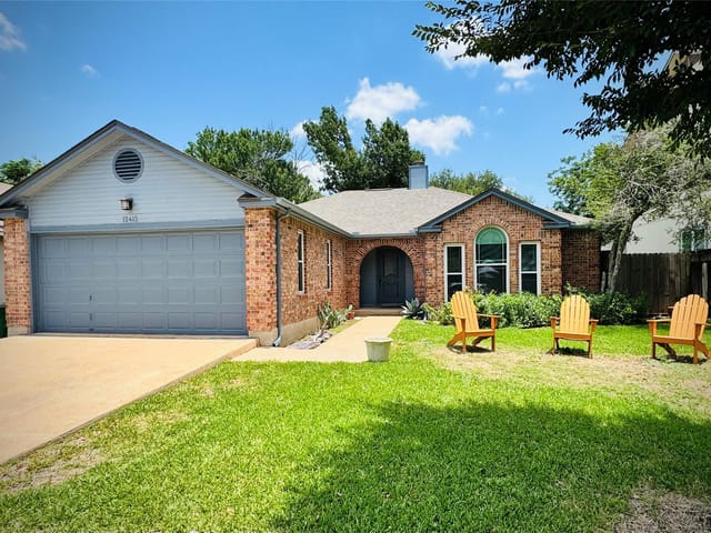 12413 Hunters Chase Dr