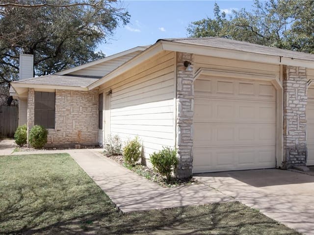 12418 Deer Falls Dr