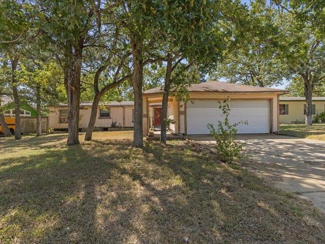 125 Live Oak DR