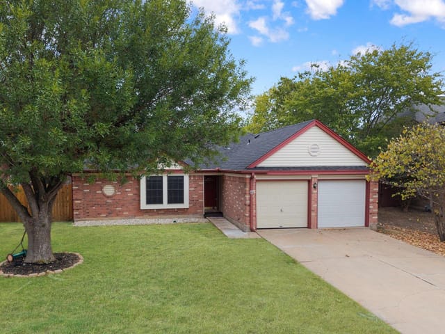 12501 Fallen Tower Ln