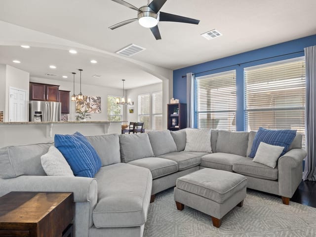 12501 Piper CT