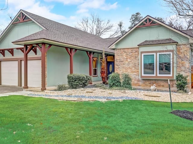 12502 Turkey Ridge Ct