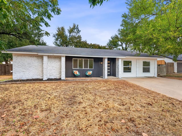 12505 Parkland DR
