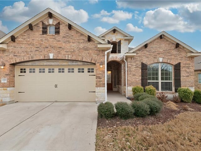 12520 Black Hills Dr