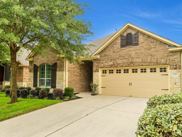 12521 Black Hills DR