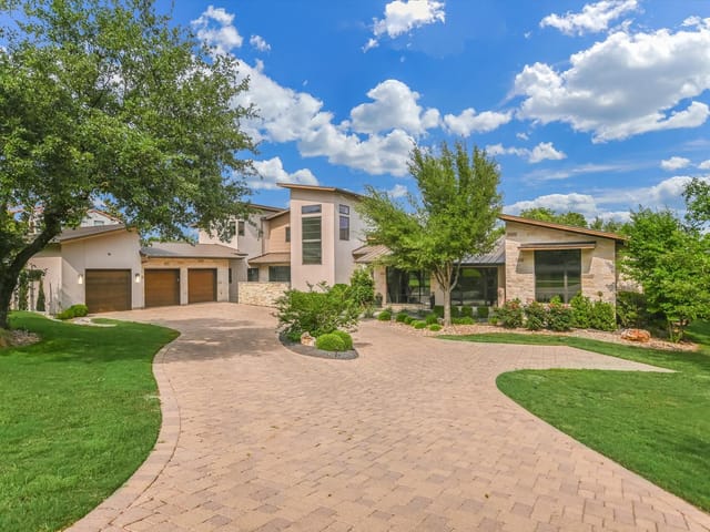 12524 Maidenhair Ln