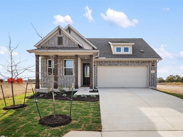 126 Arlington Park LOOP