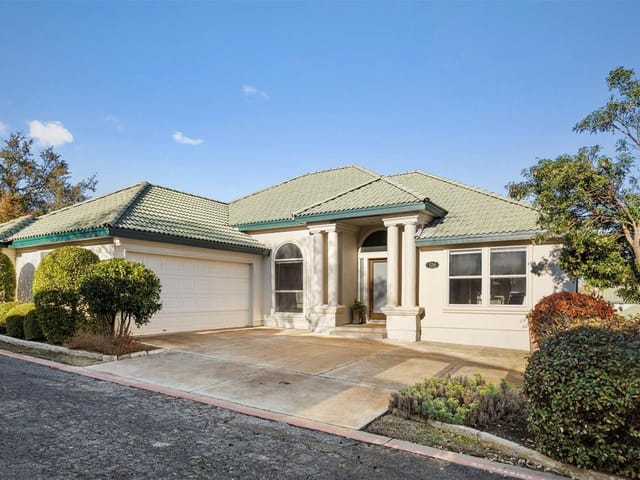 126 Cross Creek