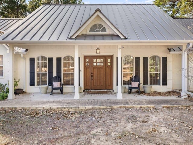 126 Pine View Loop