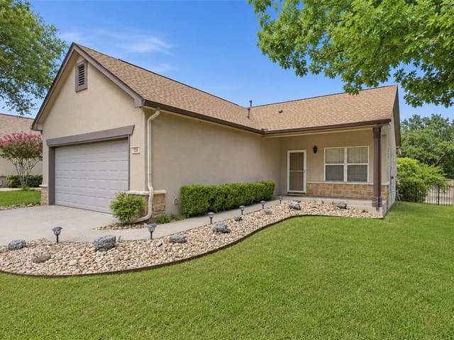 126 Whitewing WAY