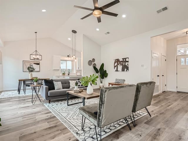 12604 Deer Falls Dr