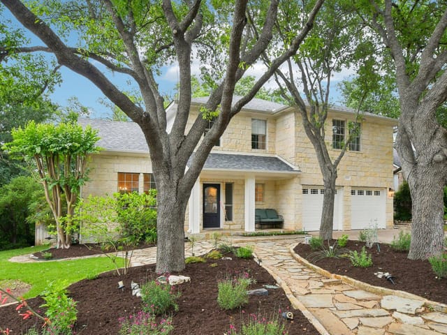 12604 McNelly Trl - front exterior - Luxury home in Steiner Ranch Ph 01 Sec 02-A, Austin, TX
