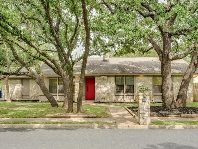 12607 Blackfoot Trl