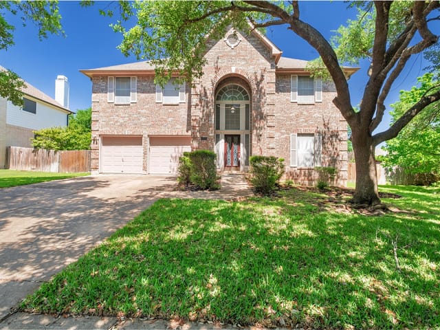 12616 Pony LN