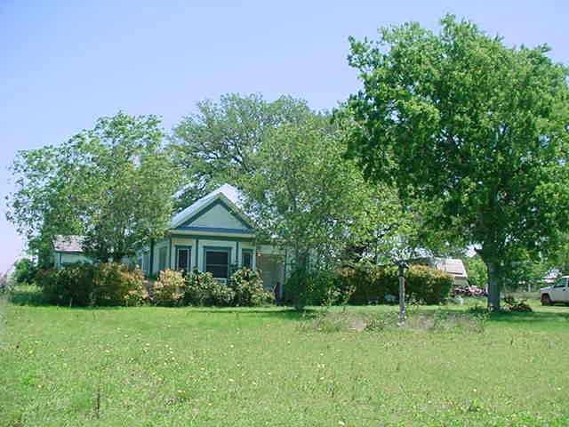 127 Old Luling RD