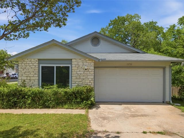 12700 La Salle Dr