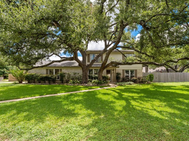 12702 Hupa Cir