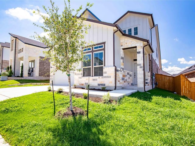 12706 Bloomington DR