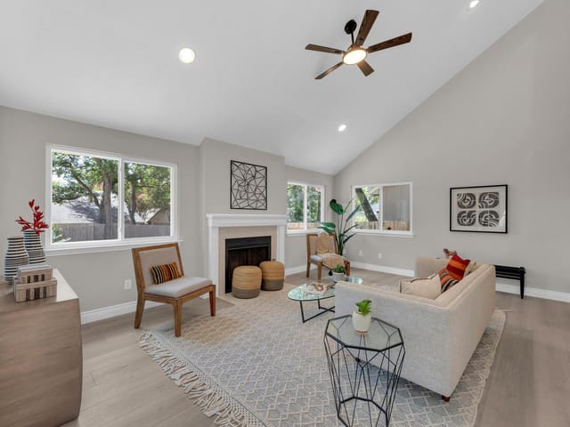 12711 Theriot Trl