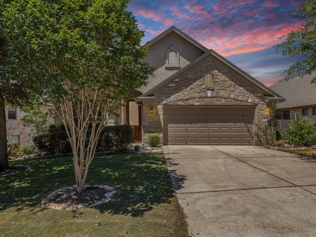 12713 Tierra Grande TRL - front exterior - Luxury home in Steiner Ranch, River Dance Ph 04, Austin, TX