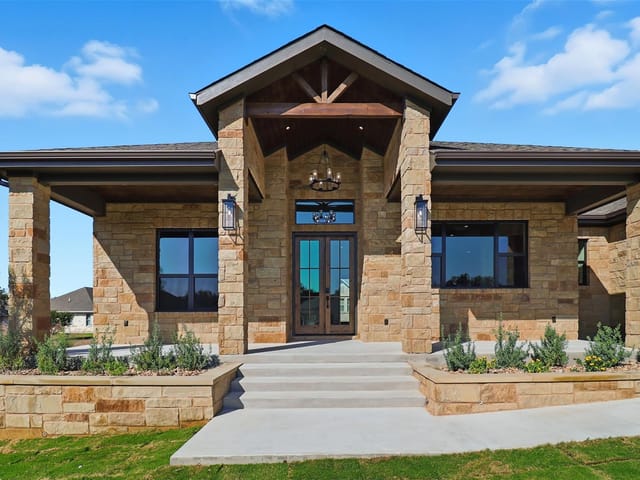 128 Broadgreen Trl