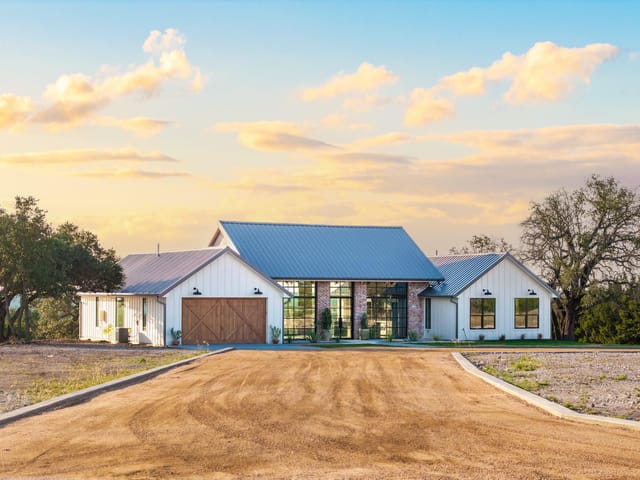 128 Private Road 142