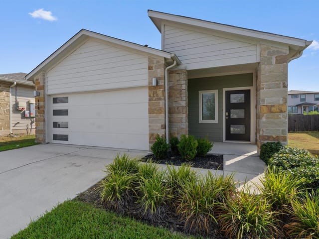 128 Scarborough WAY