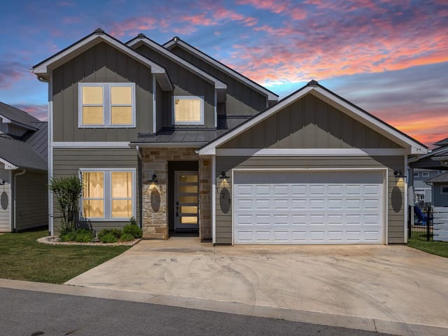 128 Village View Dr