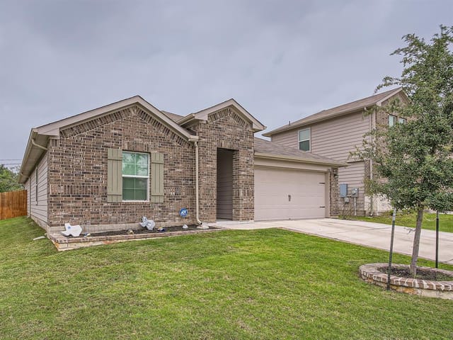 12801 Brahmin Dr