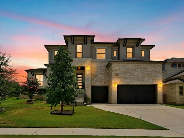 12801 Veronese Dr