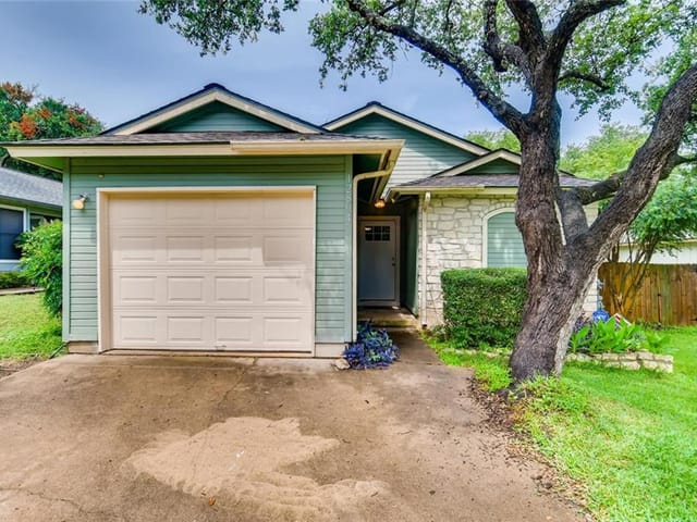 12804 Heinemann Dr