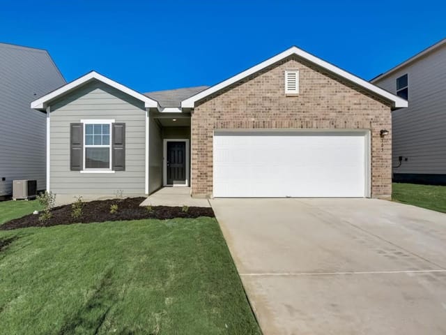 12817 Kentucky Warbler DR